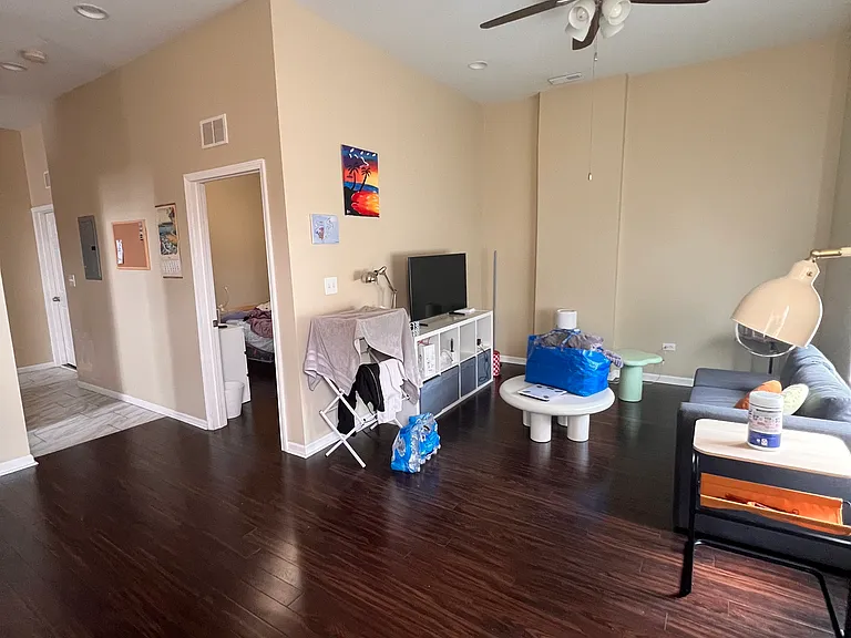 211 S Campbell Ave #2 — Photo 4