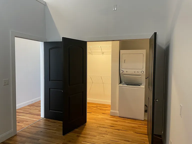 The Lynchburg Midtown Lofts — Photo 37