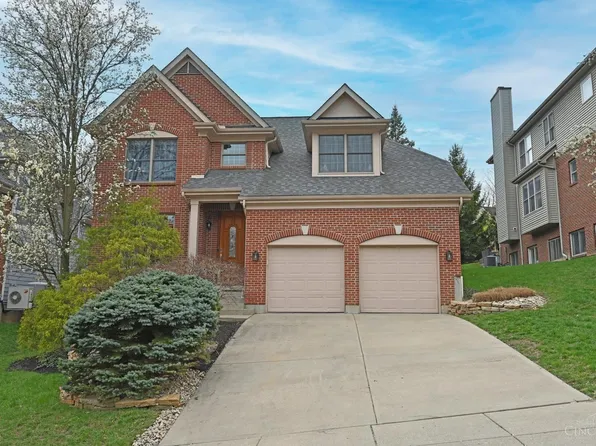 3081 Spencer Hill Dr, Cincinnati, OH 45226