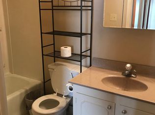 312 W 5th St APT 6, Quarryville, PA 17566