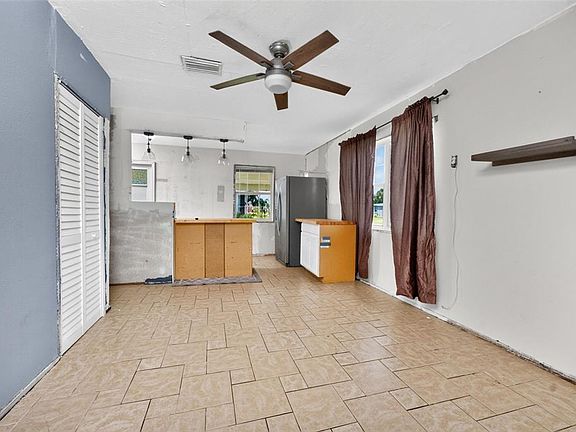 2nd image of 8435 AGRESS AVENUE