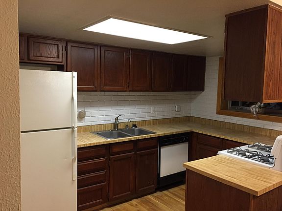 2nd image of 2606 W 134th Cir