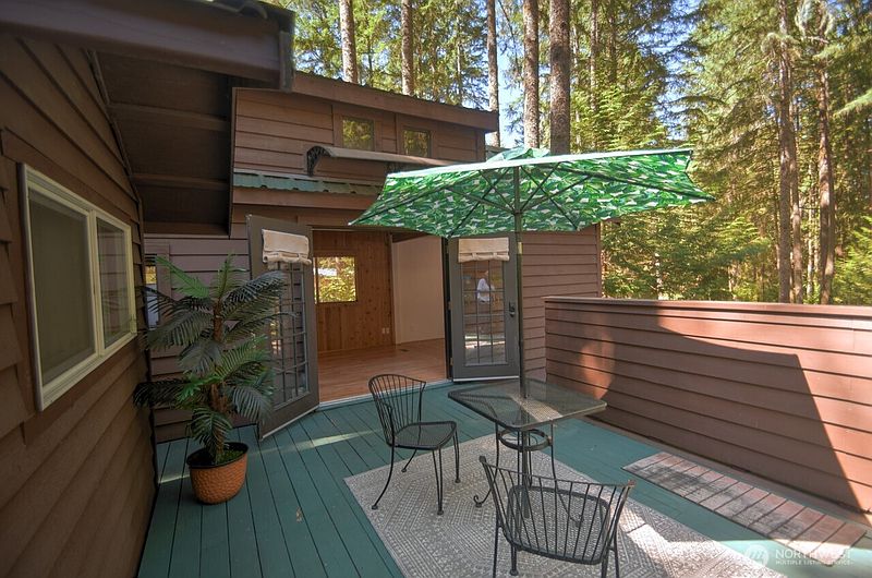 5th image of 1546 Reservation Road SE #11