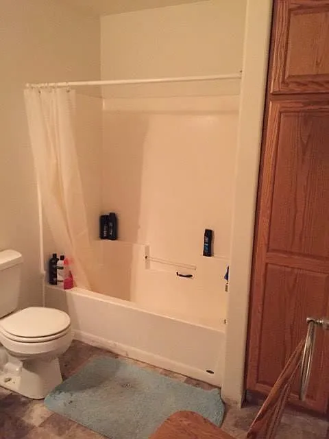 4 bed, 1300 sqft, $1,960 — Photo 3