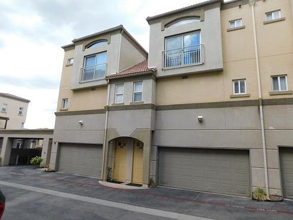 3rd image of 5220 Premiere Hills Cir APT 226