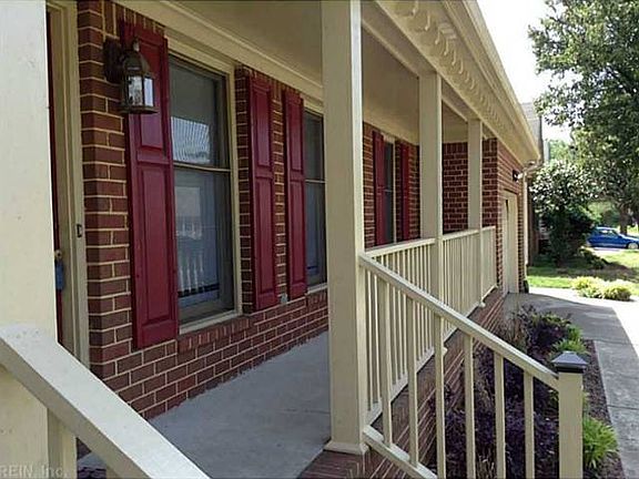 3rd image of 3816 Fleet Ct
