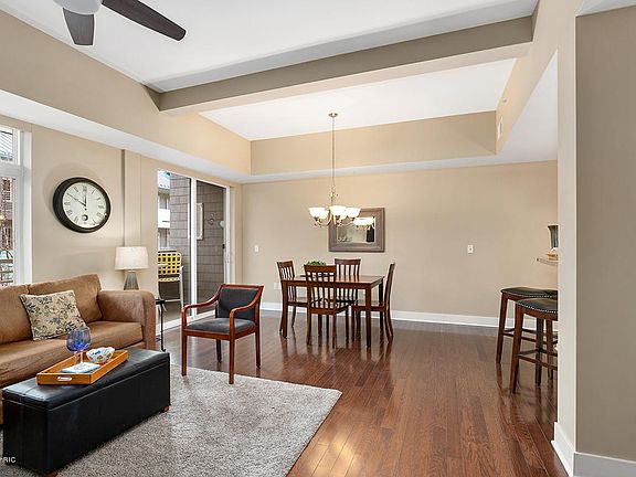 4th image of 529 Miller Dr Unit 201