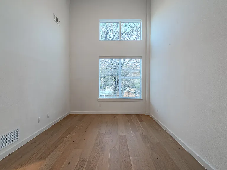 6144 Oram St #1 — Photo 8