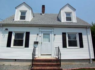 59 Admiral Kalbfus Rd, Newport, RI 02840