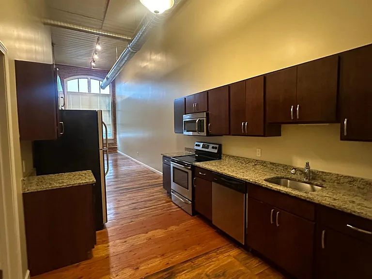 Riverbank Lofts — Photo 41