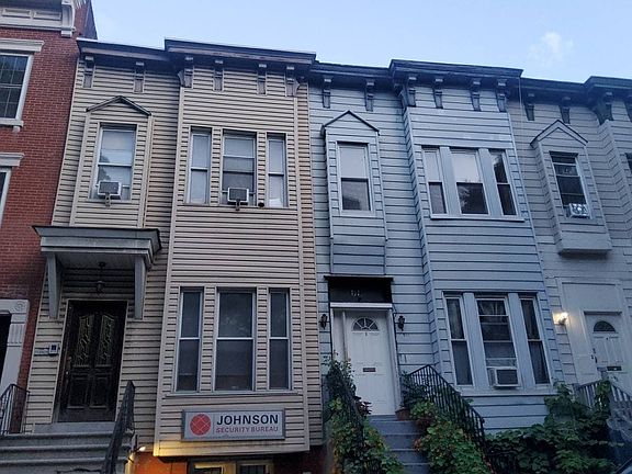 2nd image of 611 Walton Ave