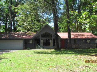 108 Greenbriar Cir, Crossett, AR 71635