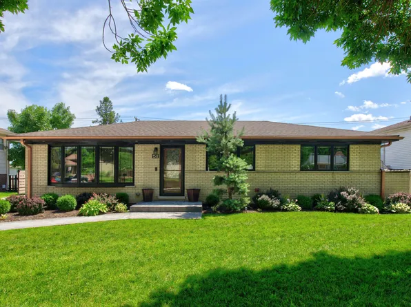 511 Wingate Dr, Schaumburg, IL 60193