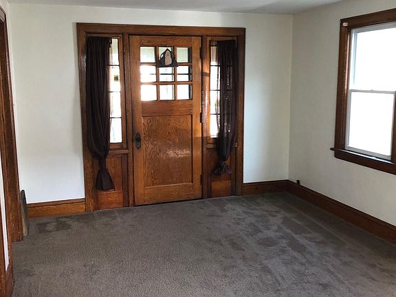 2nd image of 1381 Girard St