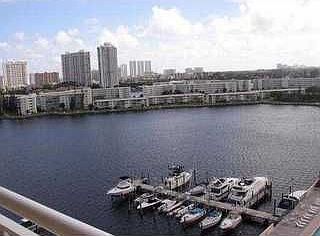 2nd image of 18081 Biscayne Blvd APT 1503