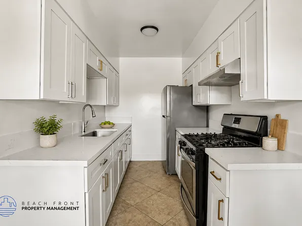 2216 West Wardlow Rd., 2216 W Wardlow Rd APT 4, Long Beach, CA 90810