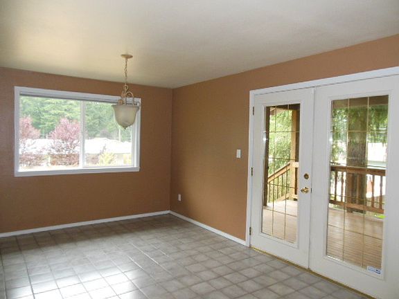 5th image of 14617 448th Ave SE