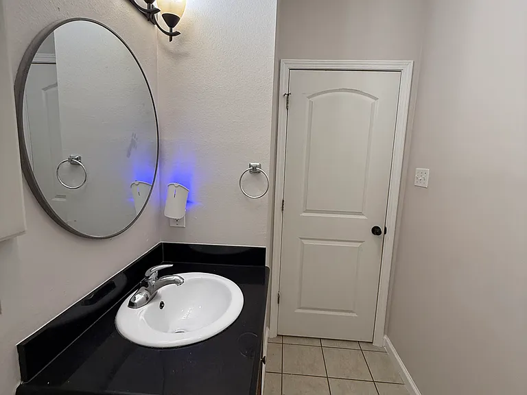 3925 Clematis St — Photo 13