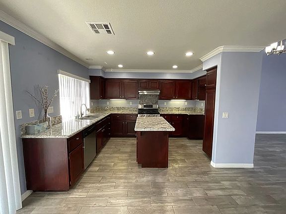 5th image of 8536 Miami Ave