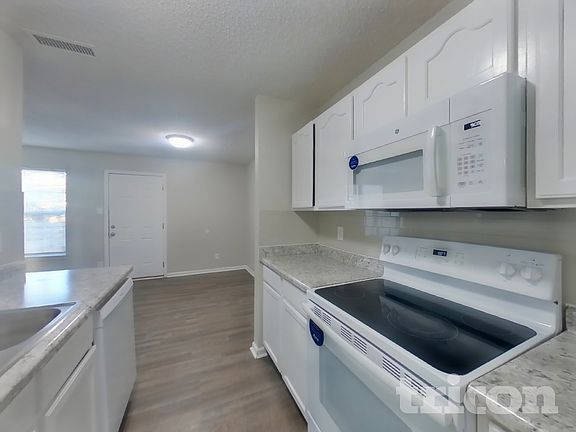 5th image of 1256 Odell Ln