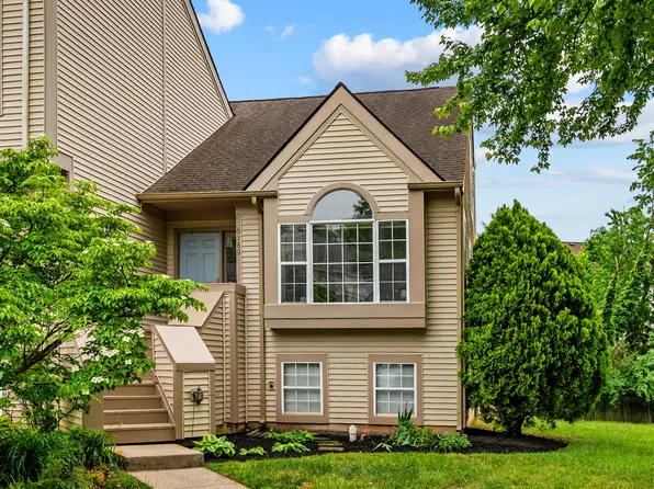 6189 Stonepath Cir, Centreville, VA 20120