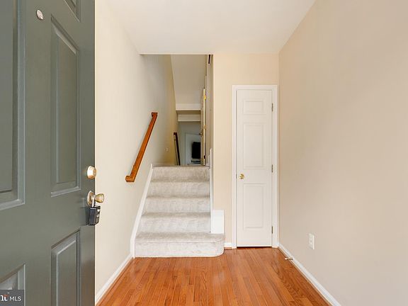 3rd image of 5135 Ballycastle Cir