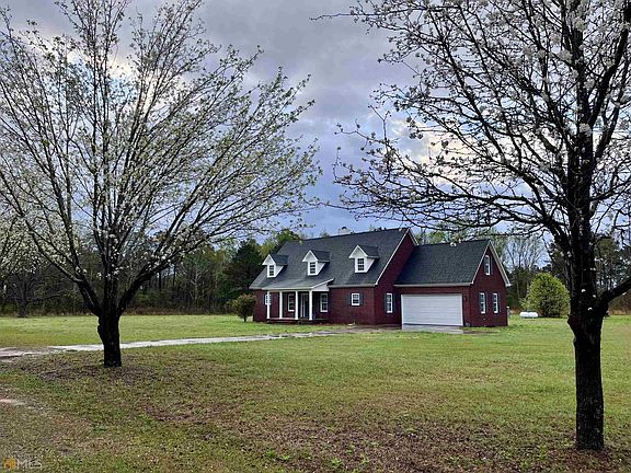 3rd image of 192 Pretoria Ln