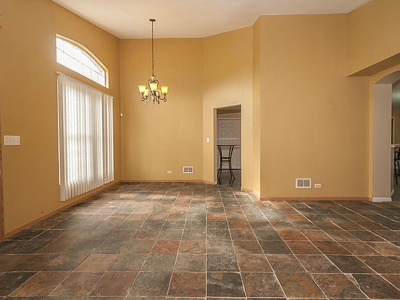 3rd image of 22134 Cornell Ave