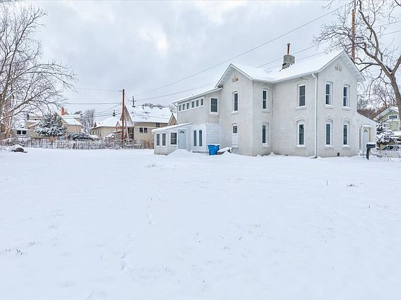 2nd image of 1440 21st St