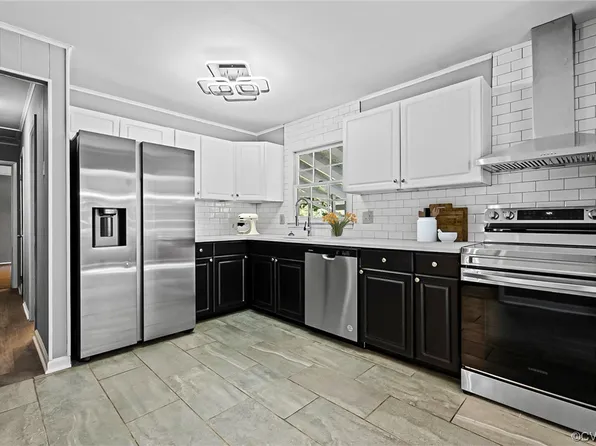 2709 Daphne Ln, Powhatan, VA 23139