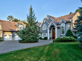 998 Wildhurst Trl, Mound, MN 55364