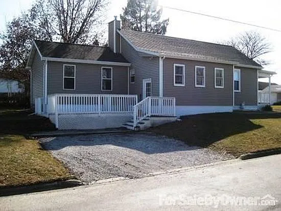 420 N State St photo 1