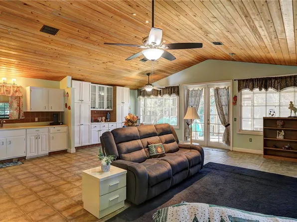 10 48th Ave, Vero Beach, FL 32968