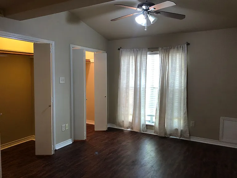 1401 Avenue O #G — Photo 31