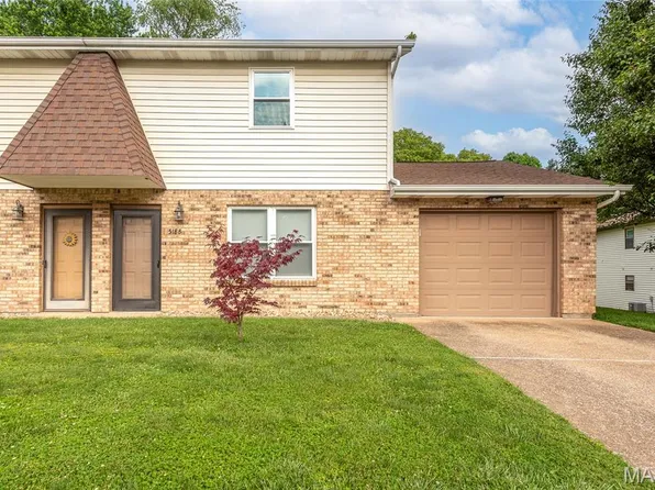 518 Bargraves Blvd #B, Troy, IL 62294