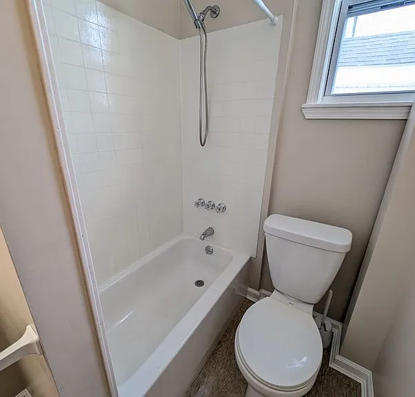 109 Goethe St #LOWER REAR — Photo 16