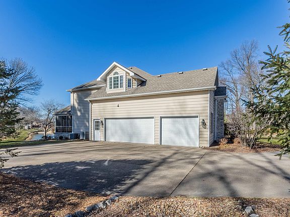 4th image of 1147 E Boonville New Harmony Rd