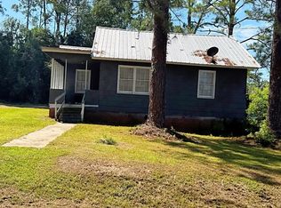 302 Leon St E, Douglas, GA 31533