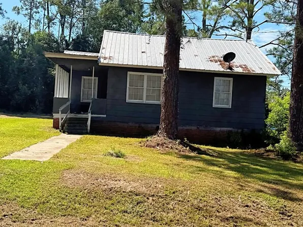 302 Leon St E, Douglas, GA 31533