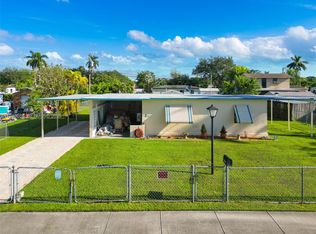 15445 Garfield Dr, Homestead, FL 33033