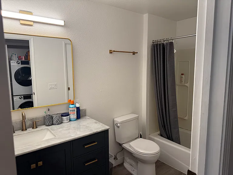5201 22nd Ave NE #203 — Photo 12