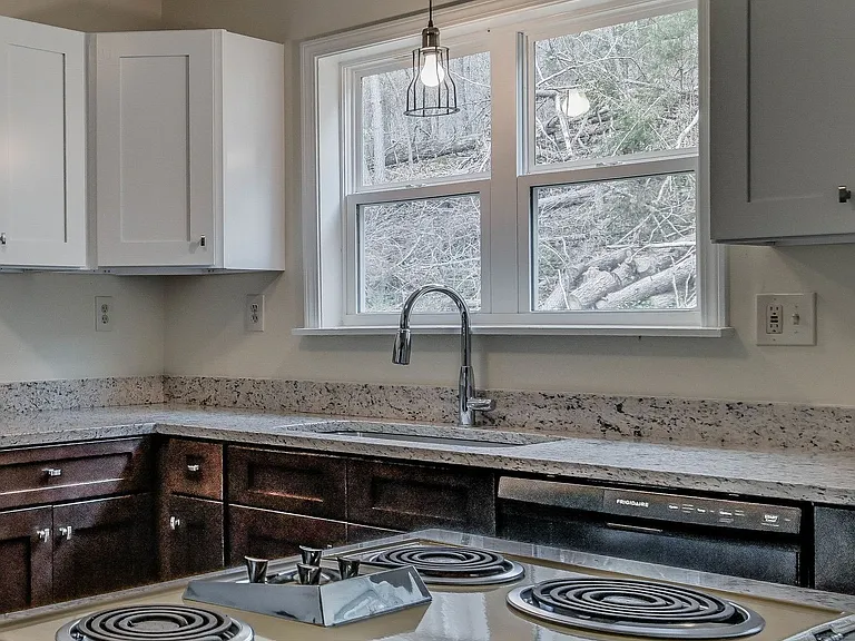 1408 Cedar Hill Rd — Photo 18