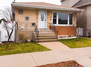 6221 S Austin Ave, Chicago, IL 60638