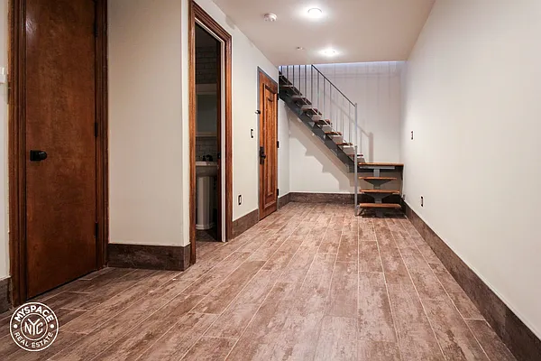 Rented by MySpaceNYC | media 5