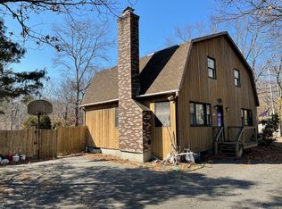 96 Bow Oarsman Rd, East Hampton, NY 11937