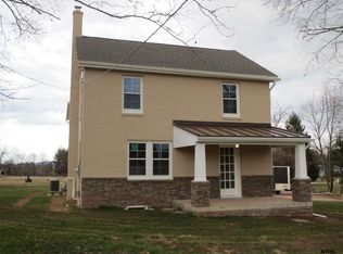 750 Greenbriar Rd, York, PA 17404