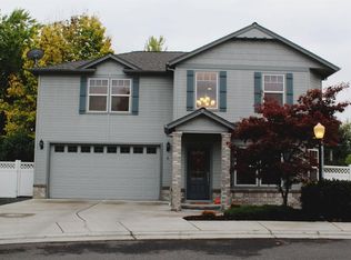 2160 Crestbrook Rd #11, Medford, OR 97504