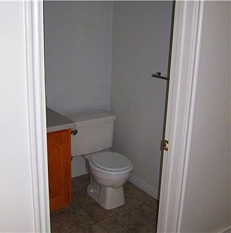 4th image of 1317 E Murphys Ln