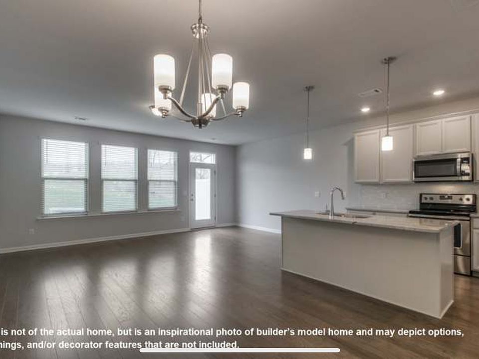 1st image of 463 Deveron Dr