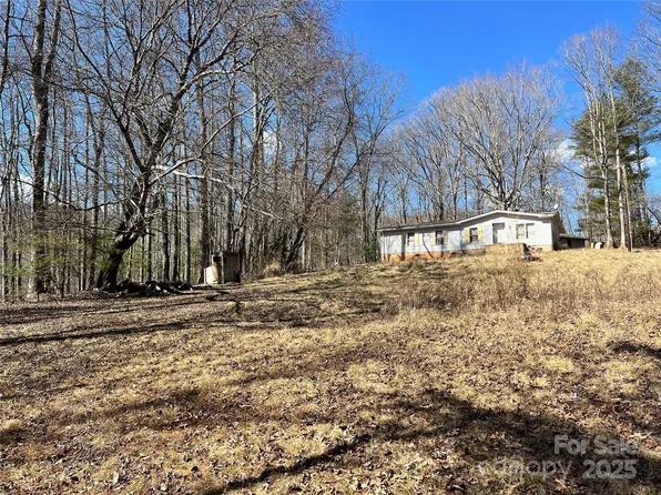 533 Pennsylvania Rd, Arden, NC 28704